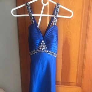 Gigi party dress size 00